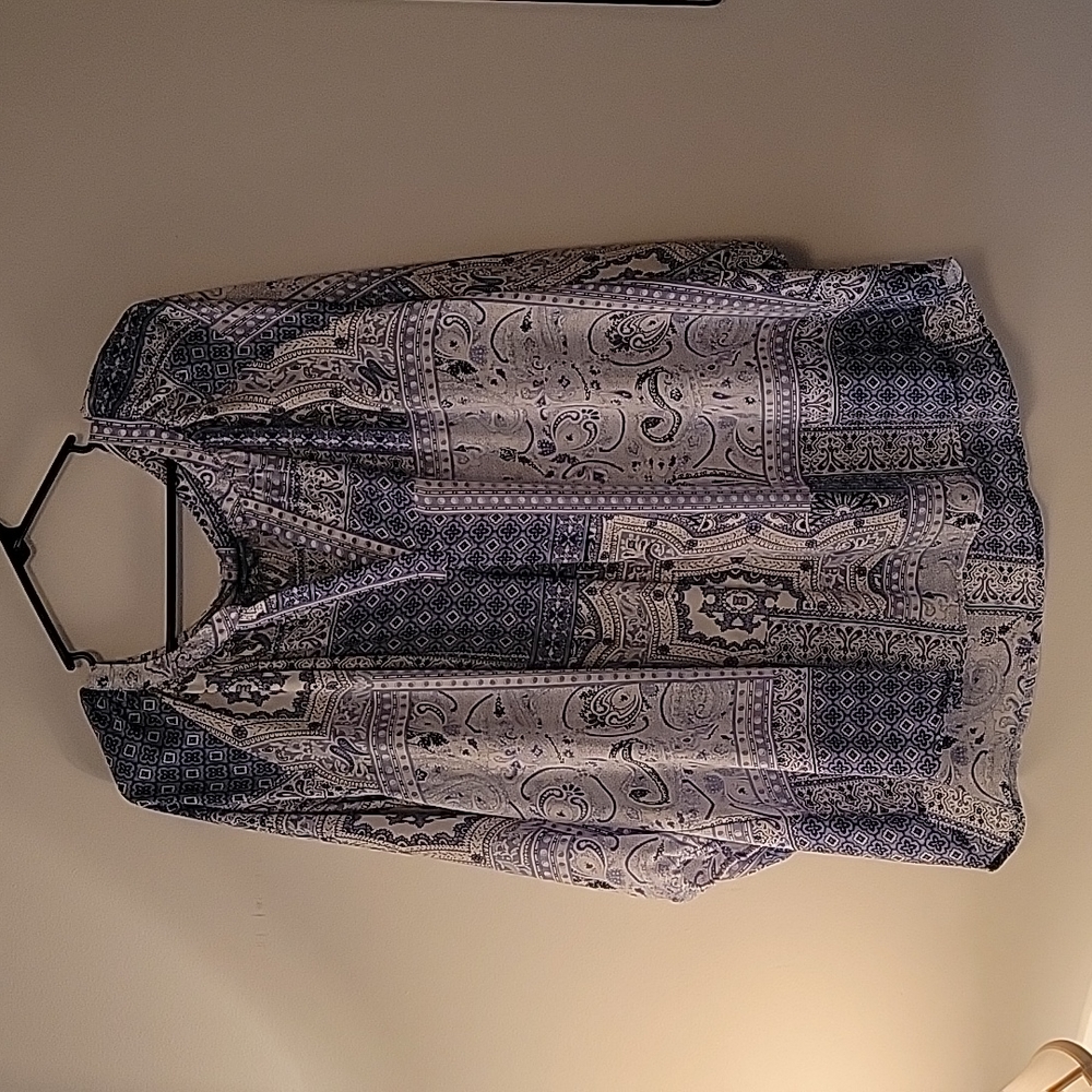 flyer blece, blue and white,  2Xl